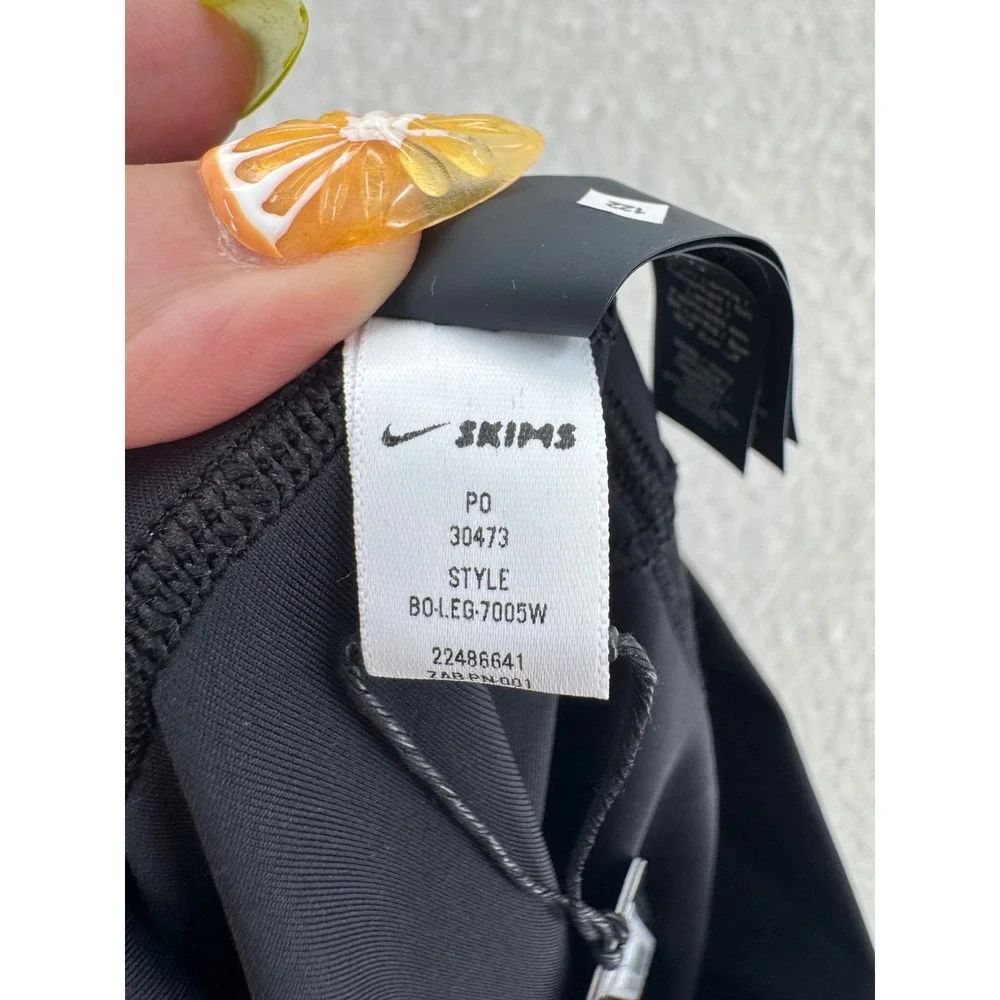 Nike x SKIMS - Dri-FIT High Waisted Matte Leggings - Black - S - Womens